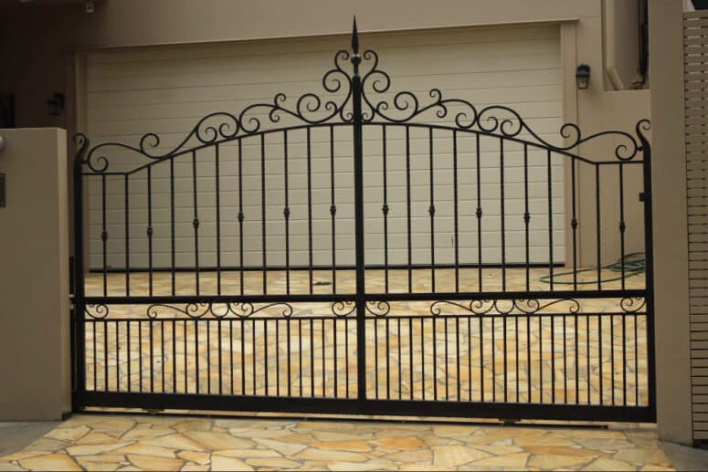 Wrought Iron Entrance Gates - Robust & Hollow Basket Design